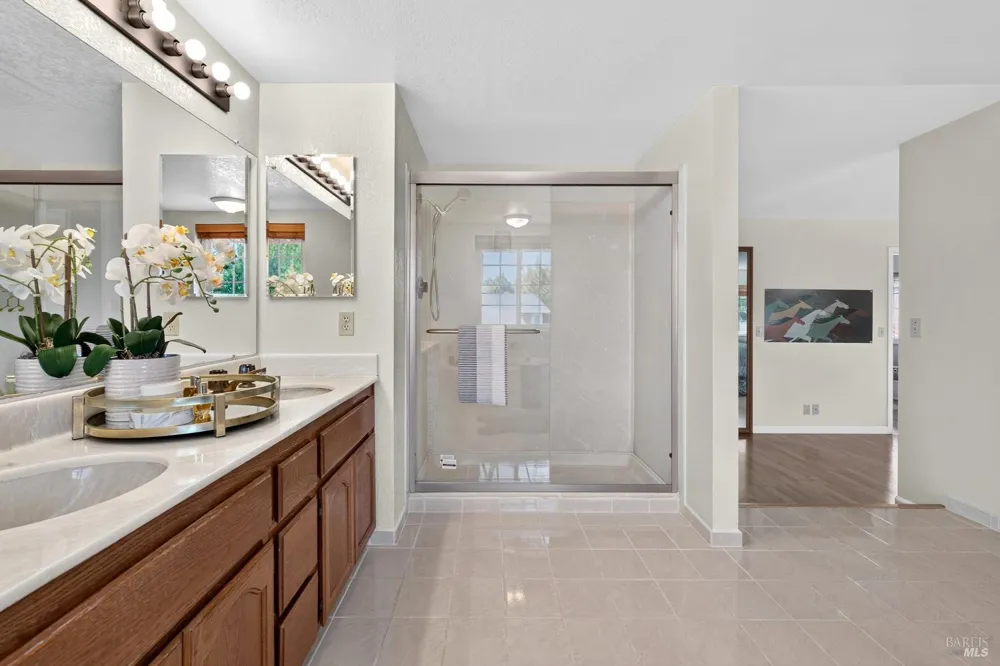860 Hanlon Way Benicia, CA 94510