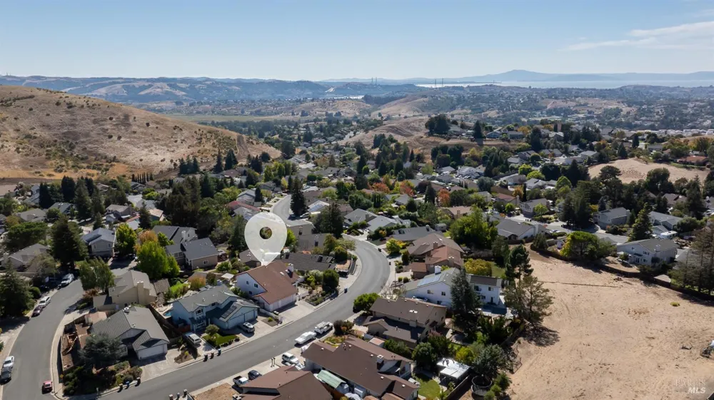 860 Hanlon Way Benicia, CA 94510