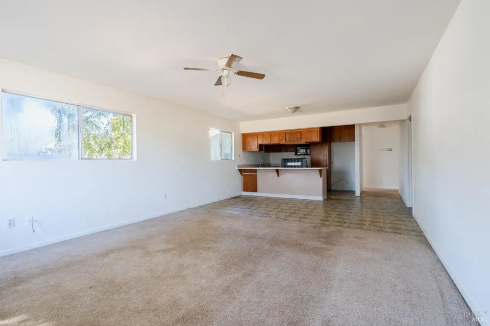 240 Thomas Street Ukiah, CA 95482