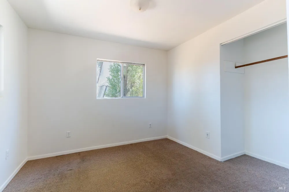 240 Thomas Street Ukiah, CA 95482