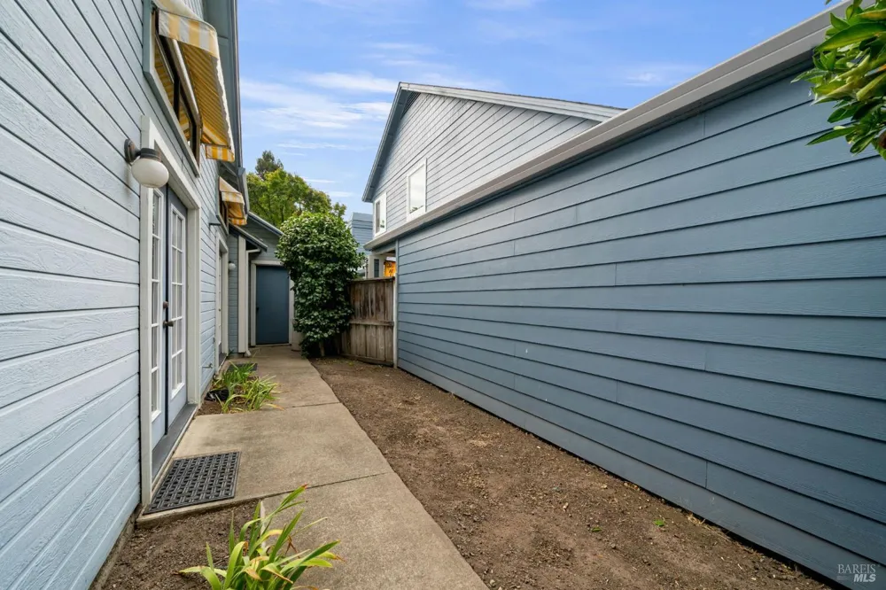 968 Cayetano Drive Napa, CA 94559