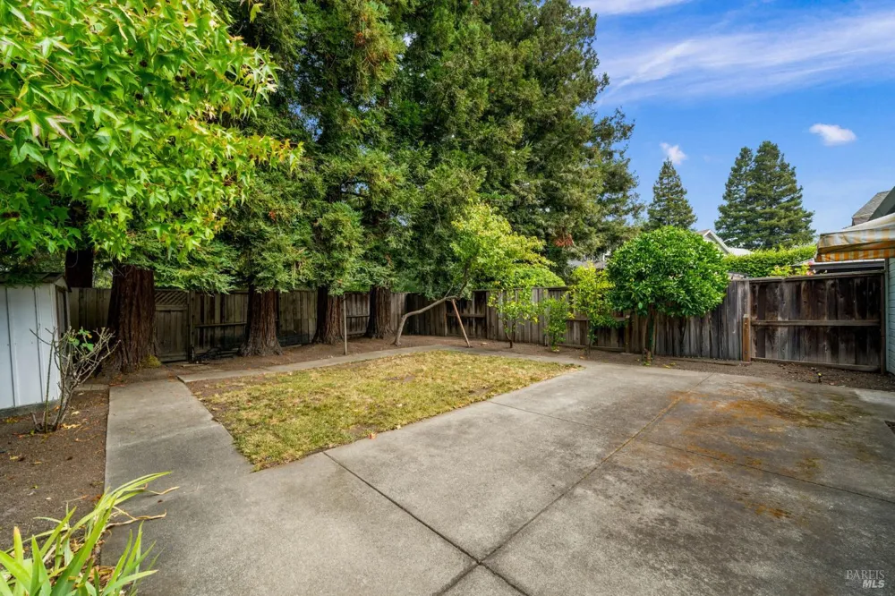 968 Cayetano Drive Napa, CA 94559