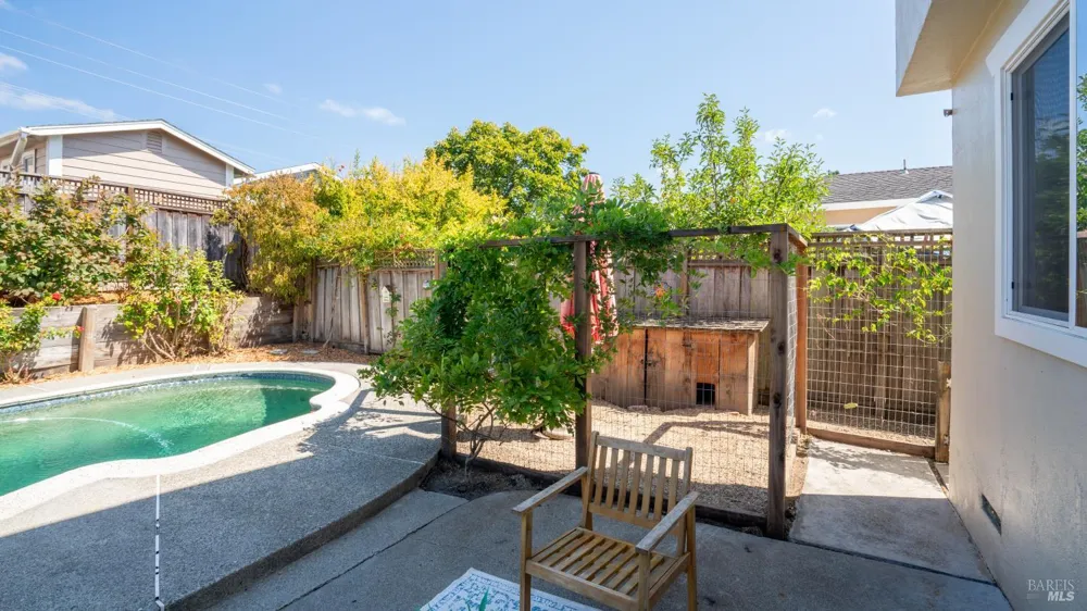 423 Donner Avenue Petaluma, CA 94954