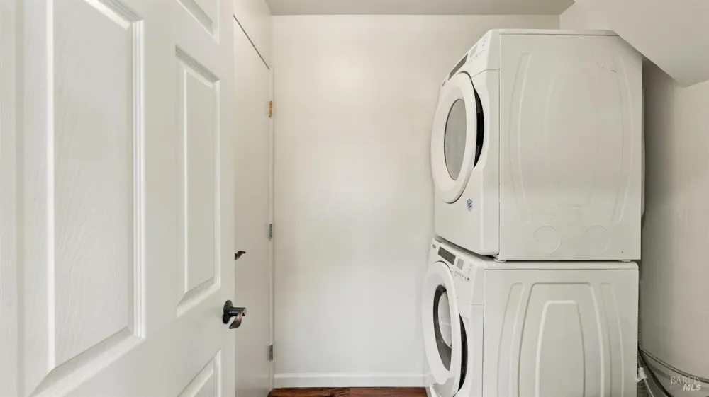 423 Donner Avenue Petaluma, CA 94954