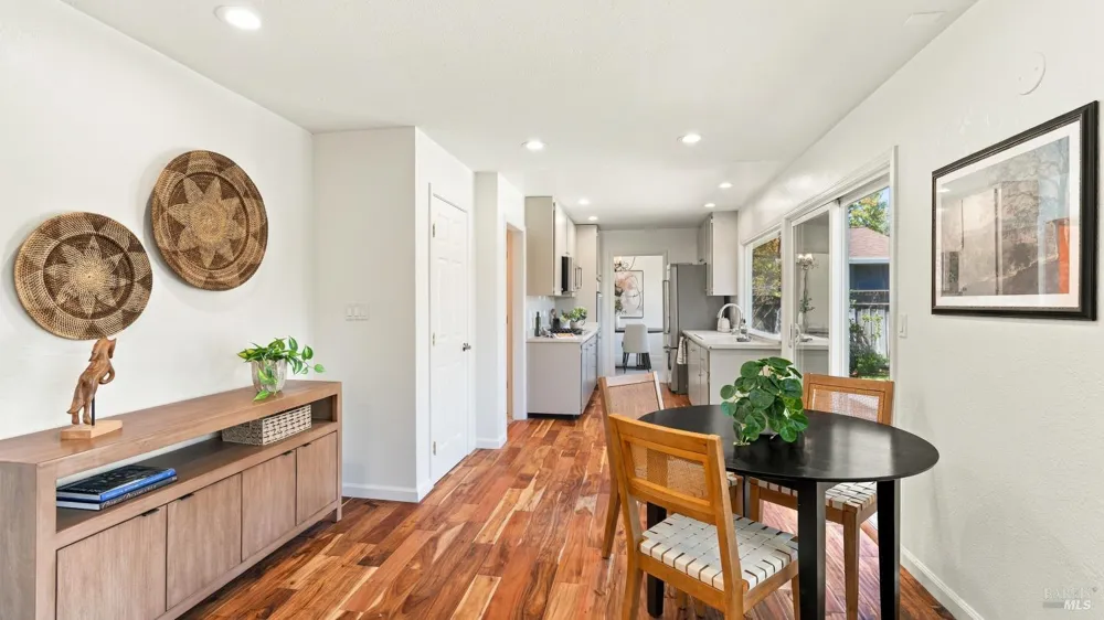 423 Donner Avenue Petaluma, CA 94954