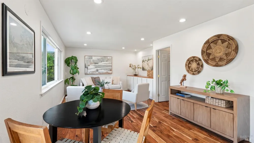 423 Donner Avenue Petaluma, CA 94954
