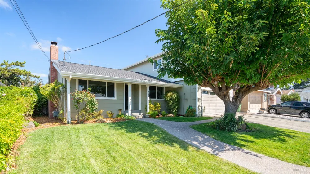 423 Donner Avenue Petaluma, CA 94954