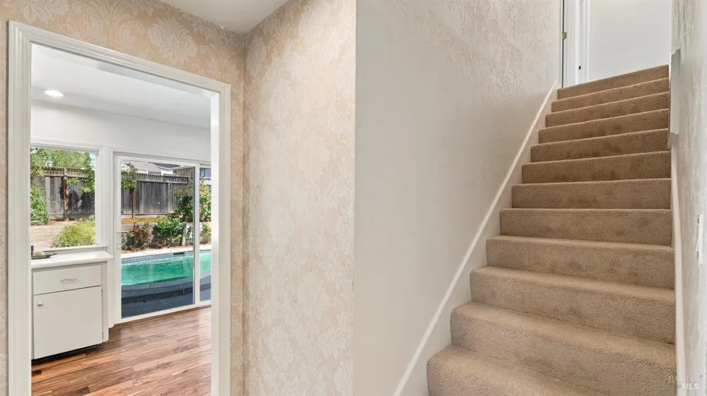 423 Donner Avenue Petaluma, CA 94954