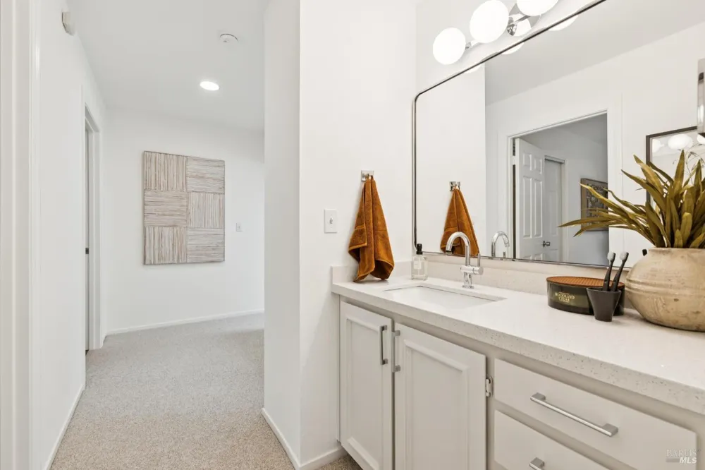 23 Ashford Avenue Mill Valley, CA 94941