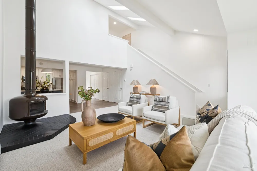 23 Ashford Avenue Mill Valley, CA 94941