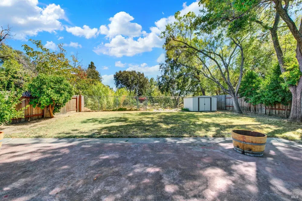 348 Adobe Drive Vacaville, CA 95687