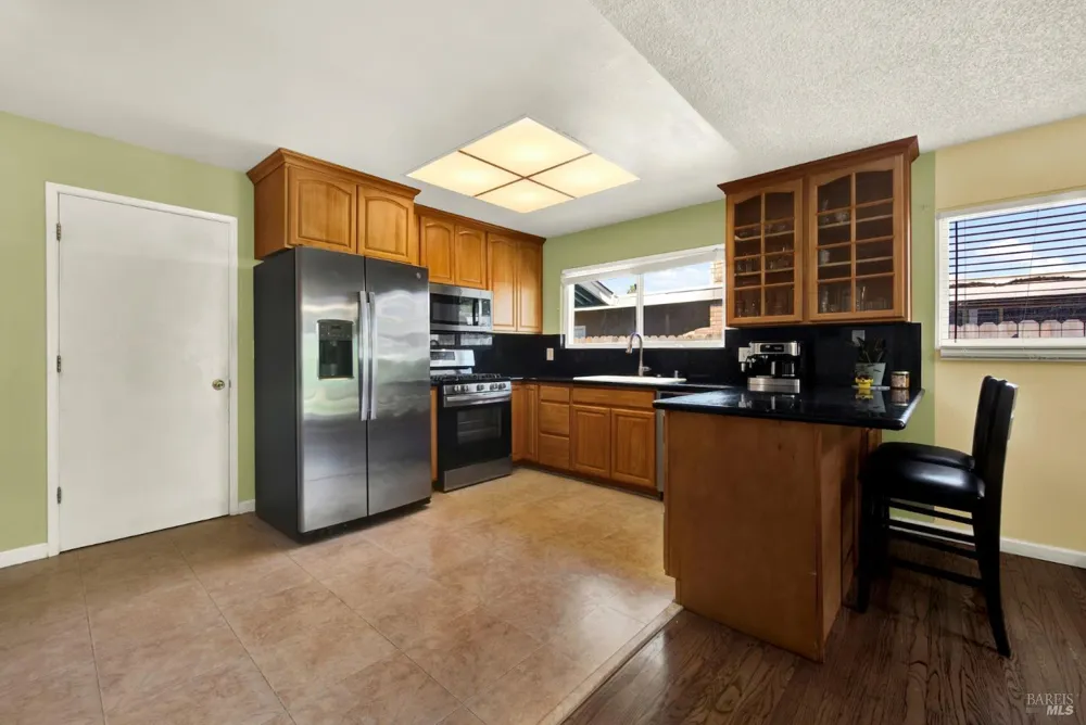 348 Adobe Drive Vacaville, CA 95687