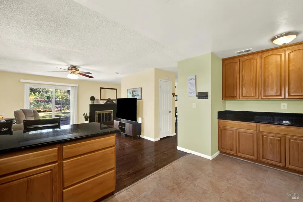 348 Adobe Drive Vacaville, CA 95687
