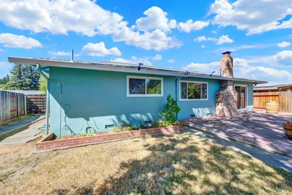 348 Adobe Drive Vacaville, CA 95687