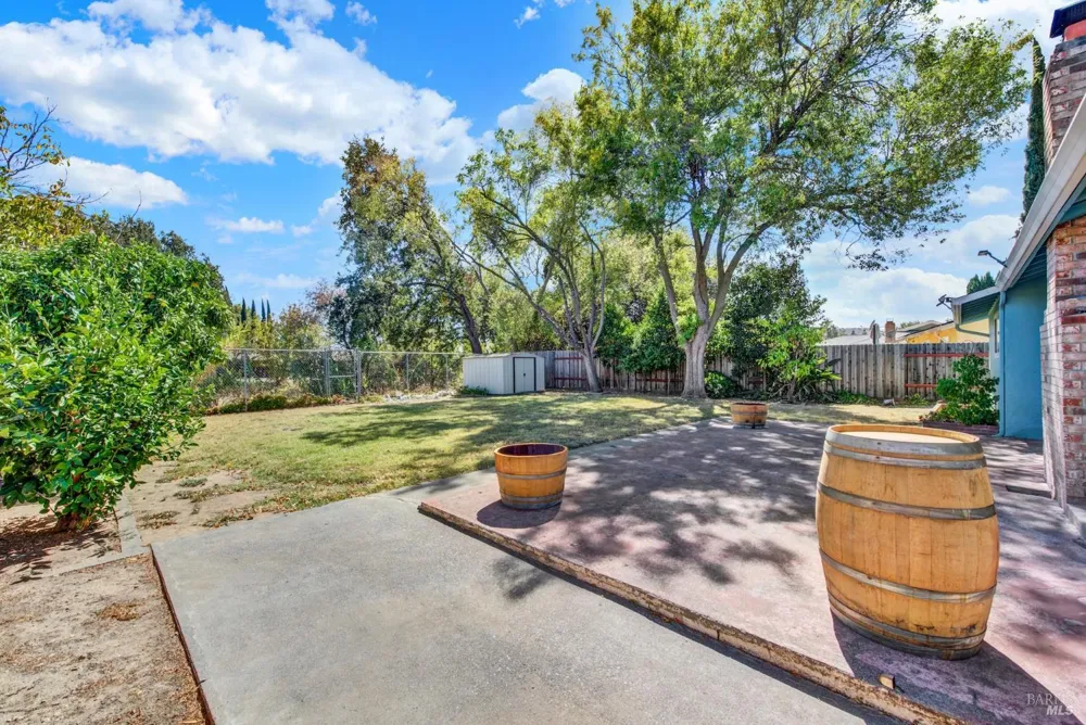 348 Adobe Drive Vacaville, CA 95687