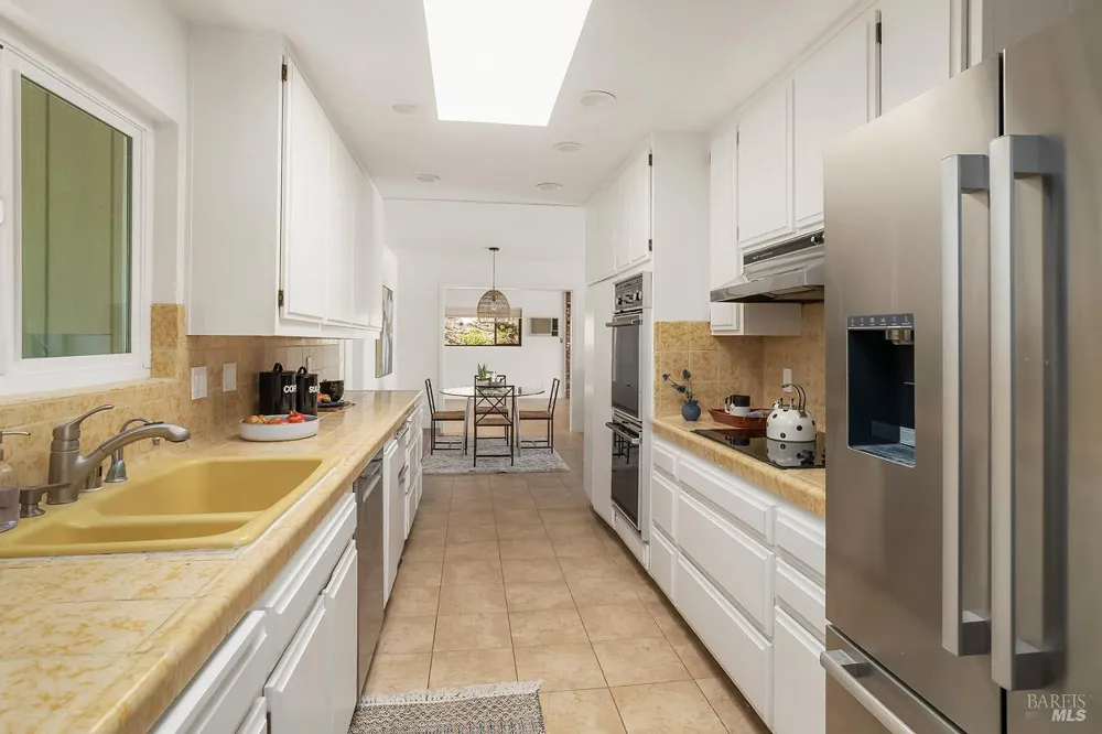 22 Terry Circle Novato, CA 94947
