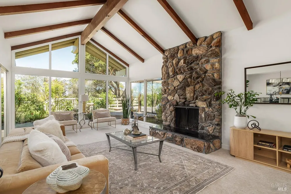 22 Terry Circle Novato, CA 94947