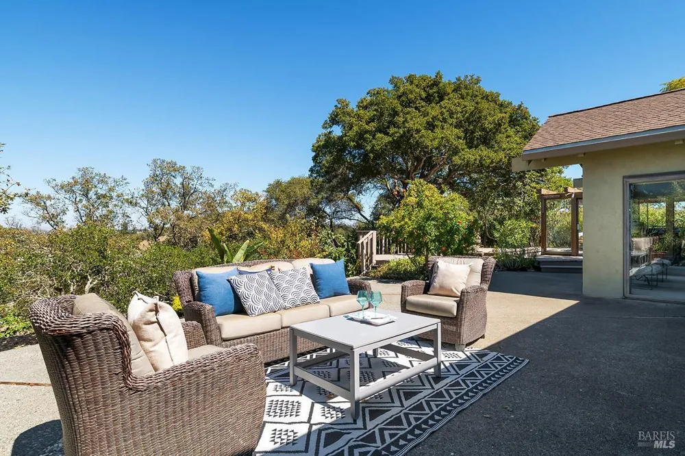 22 Terry Circle Novato, CA 94947