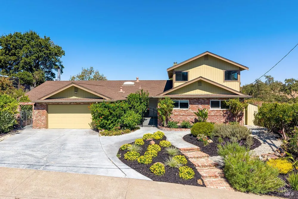 22 Terry Circle Novato, CA 94947