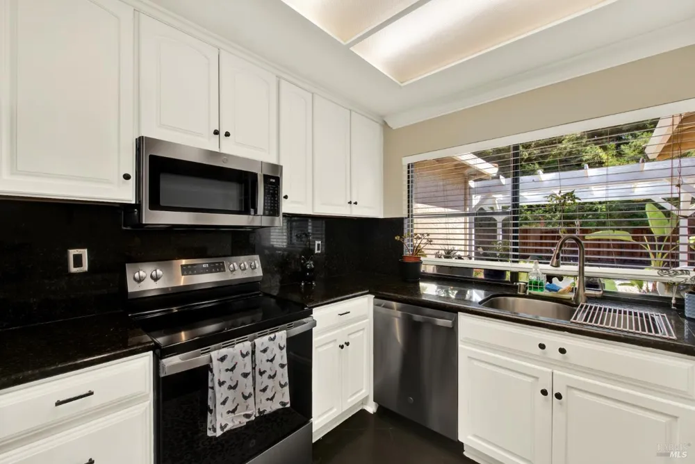 760 Stallion Circle Fairfield, CA 94533