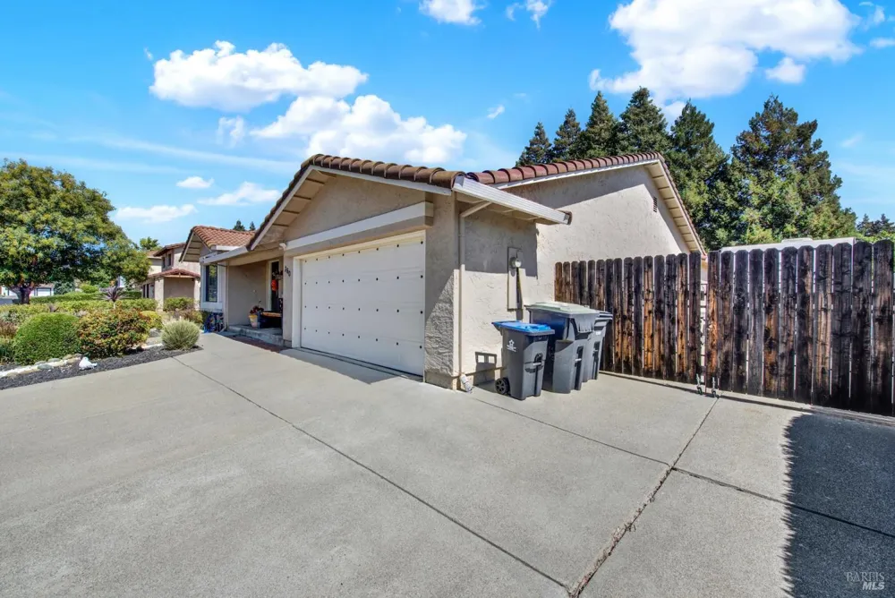 760 Stallion Circle Fairfield, CA 94533