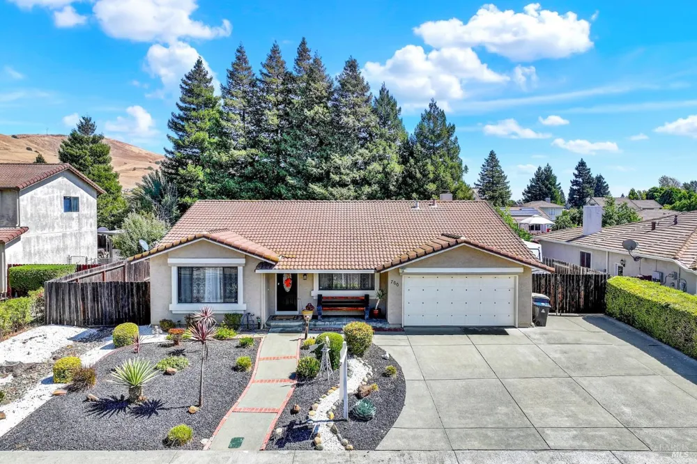 760 Stallion Circle Fairfield, CA 94533