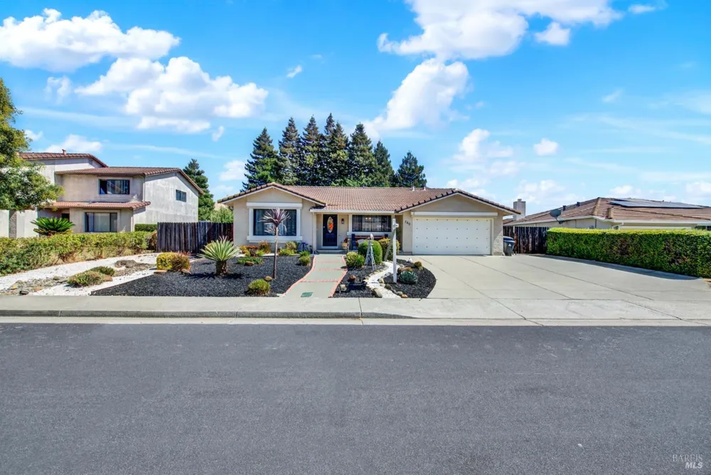 760 Stallion Circle Fairfield, CA 94533