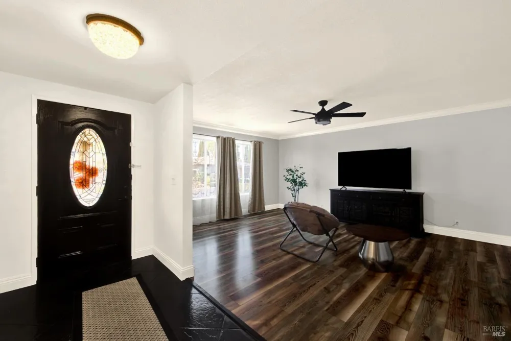 760 Stallion Circle Fairfield, CA 94533