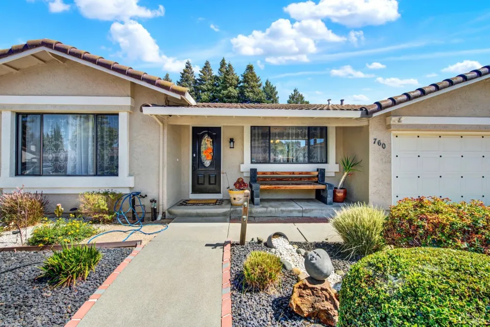 760 Stallion Circle Fairfield, CA 94533