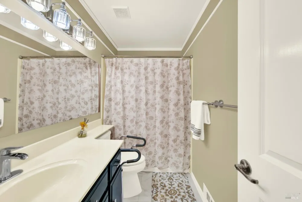 760 Stallion Circle Fairfield, CA 94533
