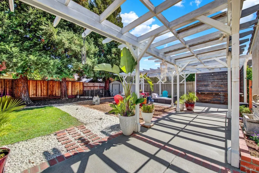 760 Stallion Circle Fairfield, CA 94533