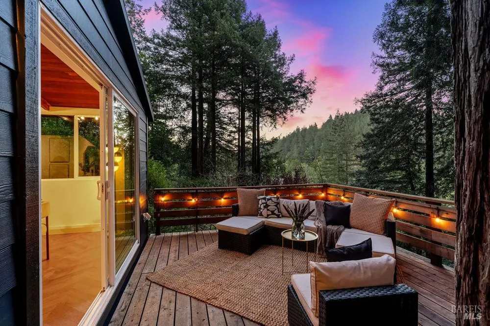 17831 Old Monte Rio Road Guerneville, CA 95446