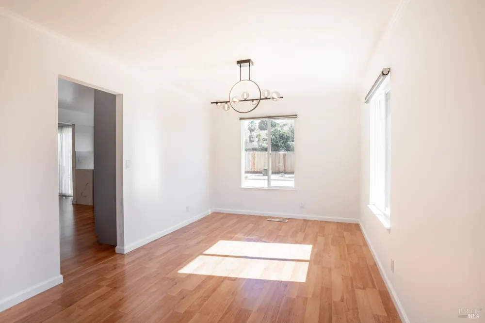 457 Violet Road Hercules, CA 94547