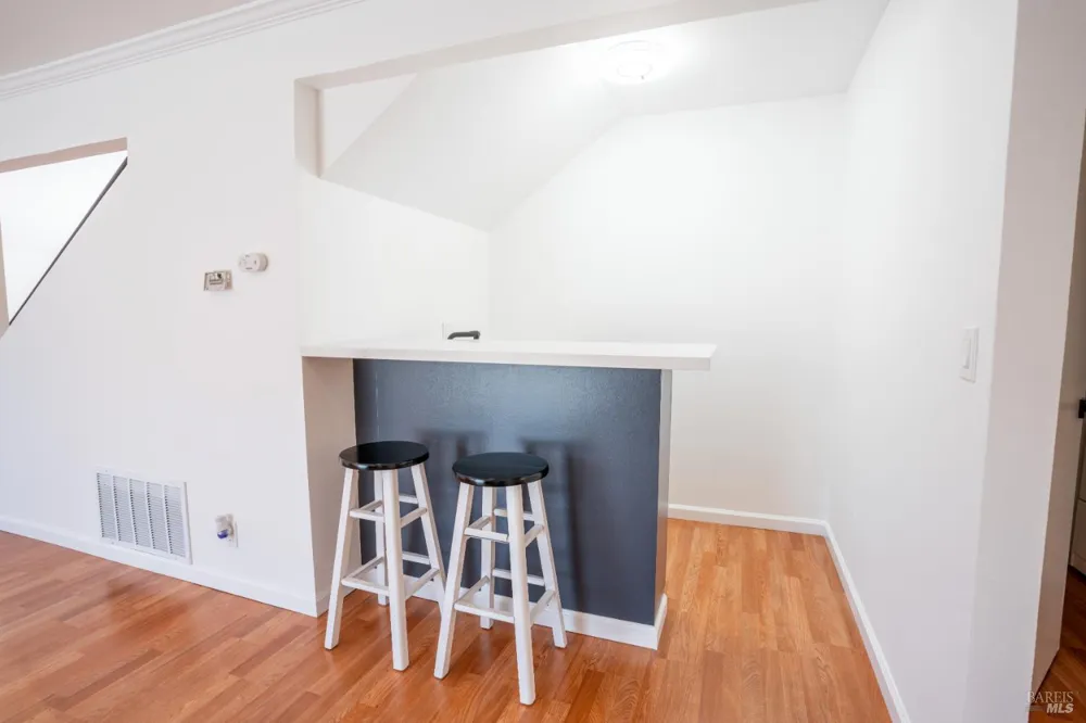 457 Violet Road Hercules, CA 94547