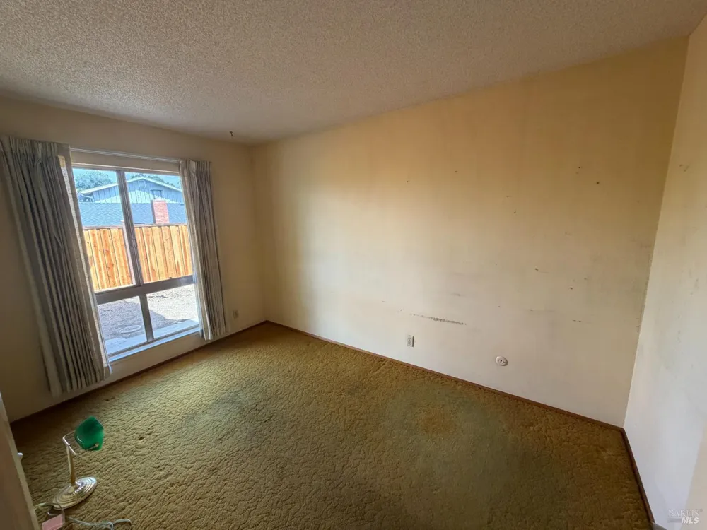 1527 Granada Street Vallejo, CA 94591