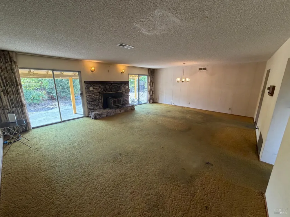 1527 Granada Street Vallejo, CA 94591