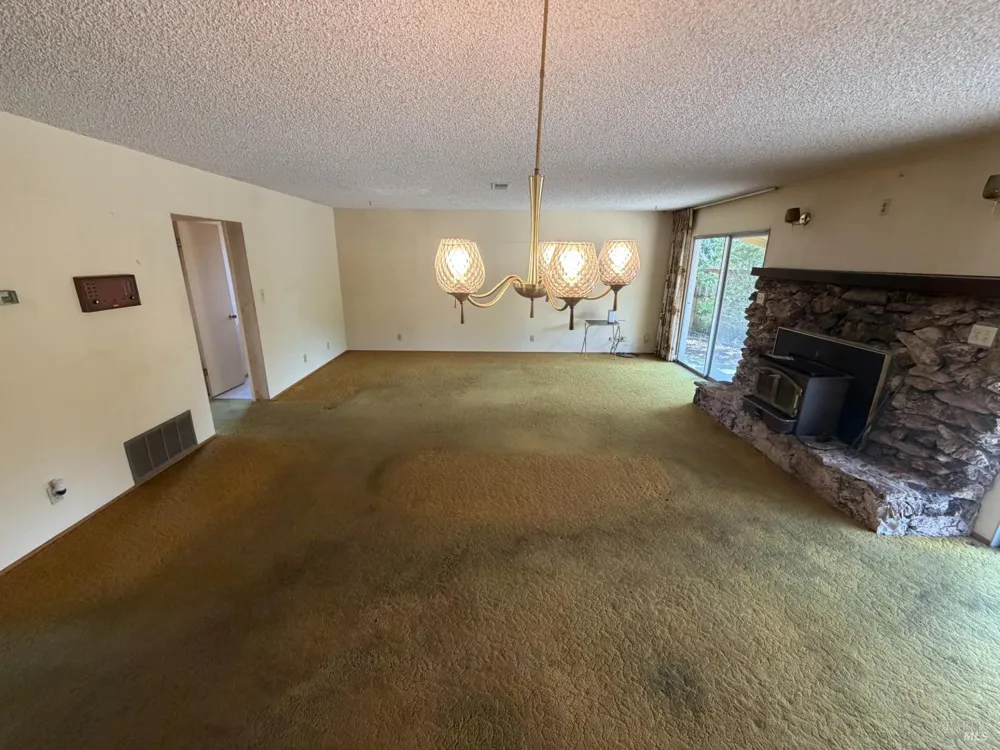 1527 Granada Street Vallejo, CA 94591