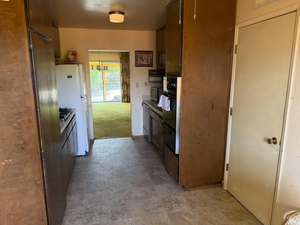 1527 Granada Street Vallejo, CA 94591