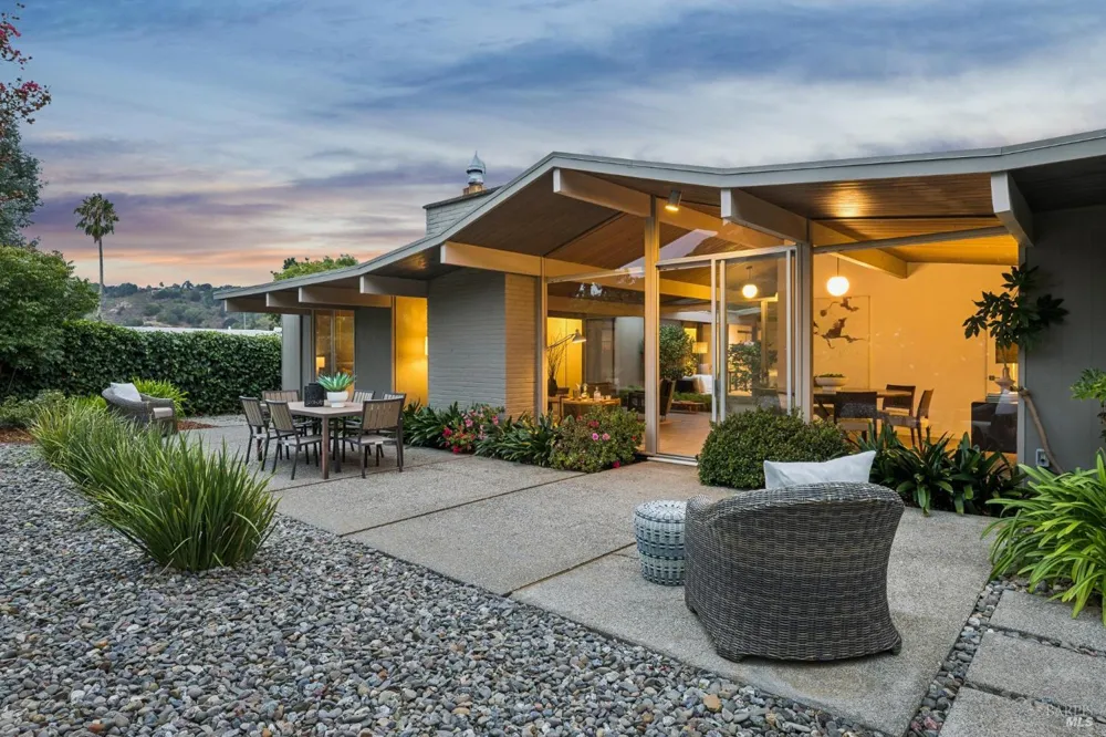 1162 Idylberry Road San Rafael, CA 94903