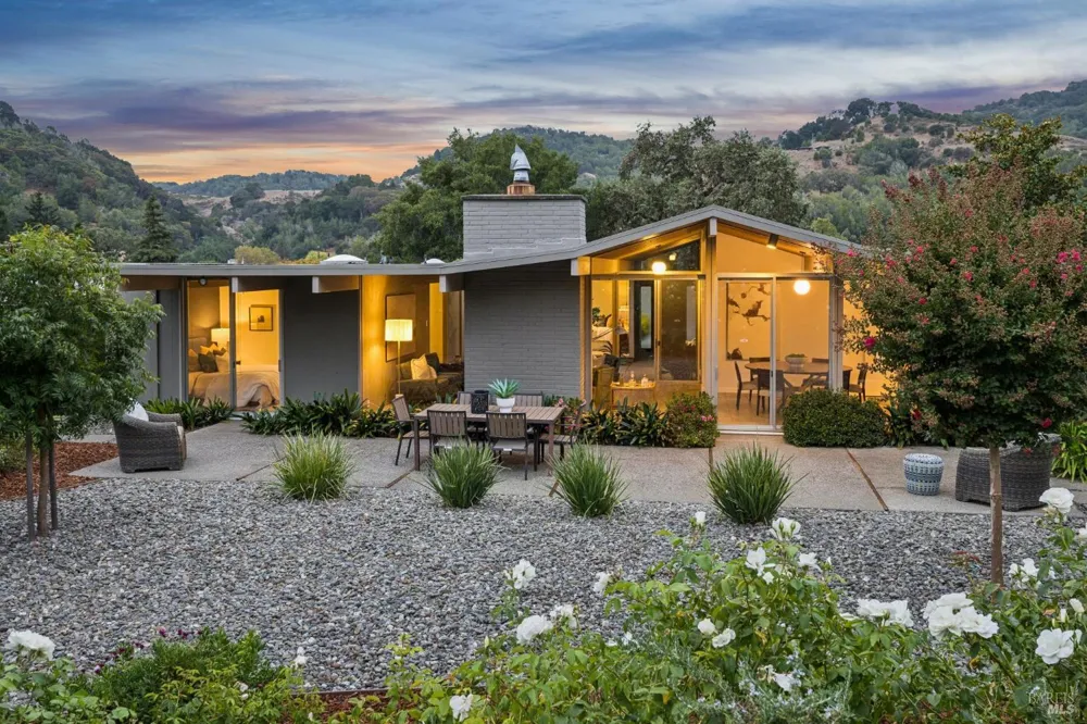 1162 Idylberry Road San Rafael, CA 94903