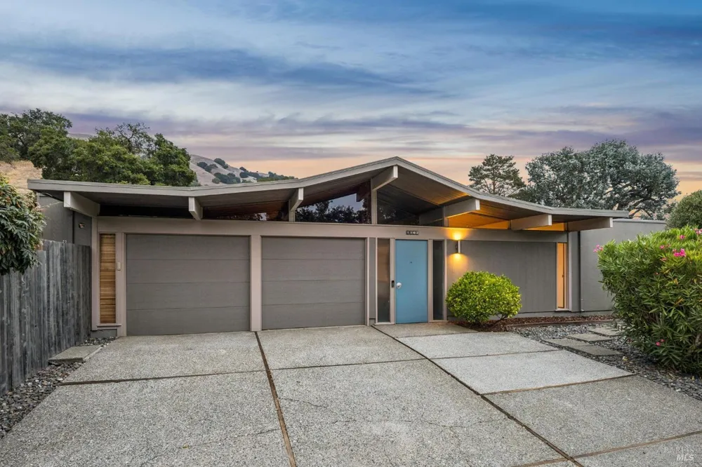 1162 Idylberry Road San Rafael, CA 94903