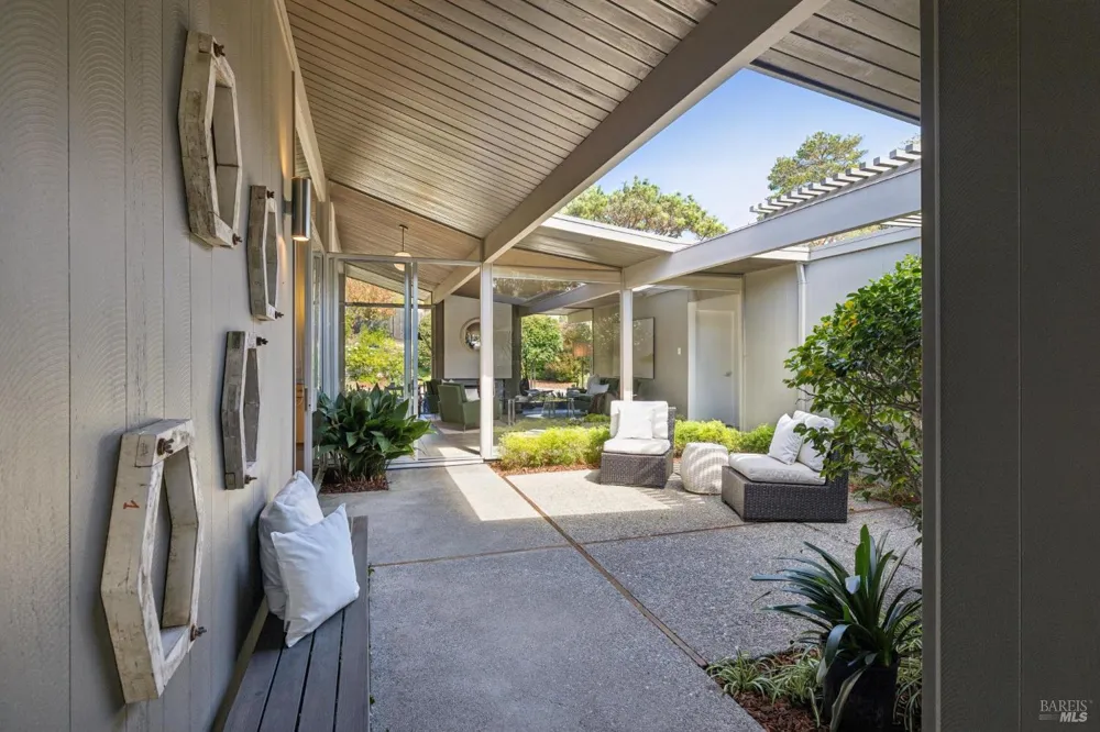 1162 Idylberry Road San Rafael, CA 94903
