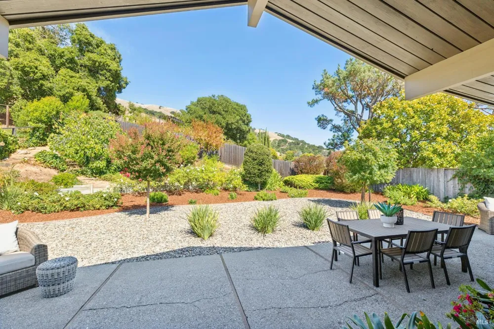 1162 Idylberry Road San Rafael, CA 94903
