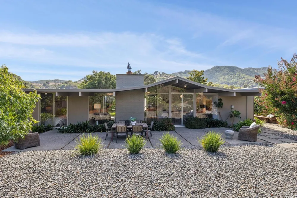 1162 Idylberry Road San Rafael, CA 94903
