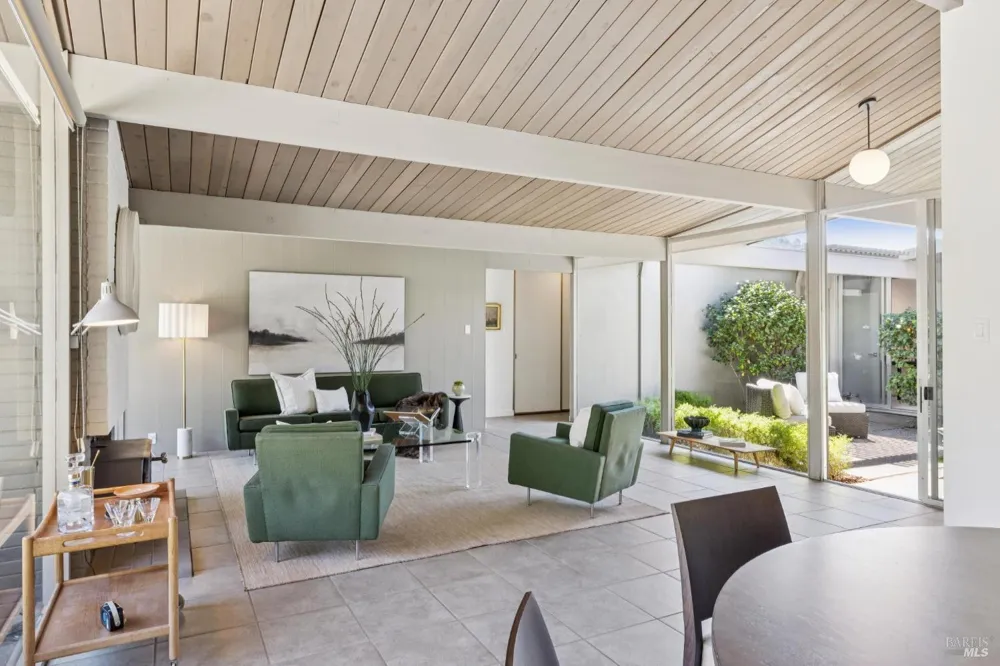 1162 Idylberry Road San Rafael, CA 94903