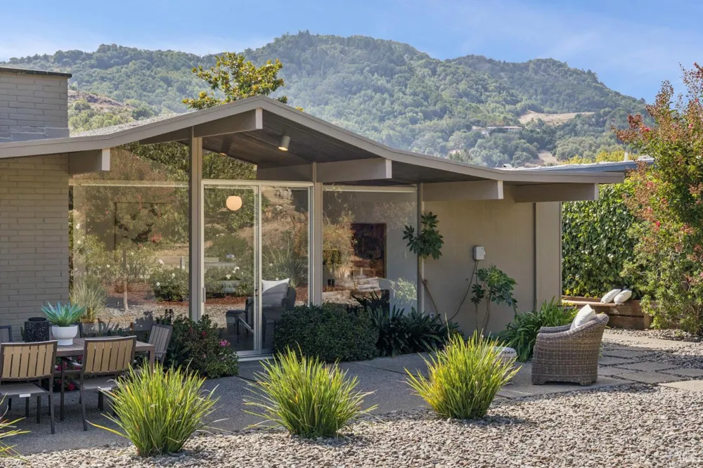1162 Idylberry Road San Rafael, CA 94903