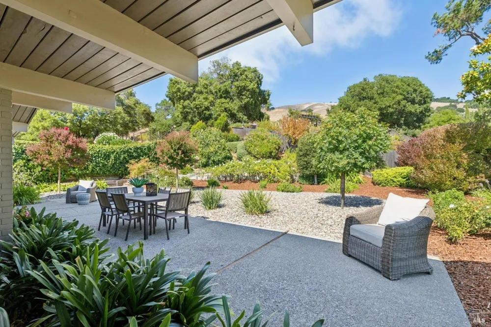 1162 Idylberry Road San Rafael, CA 94903