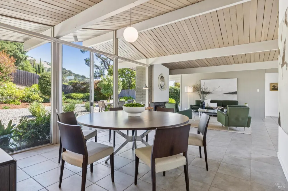 1162 Idylberry Road San Rafael, CA 94903