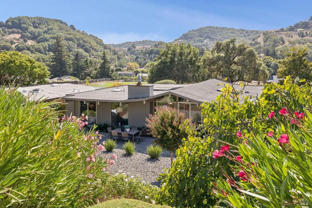 1162 Idylberry Road San Rafael, CA 94903