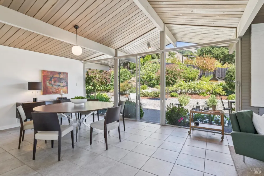 1162 Idylberry Road San Rafael, CA 94903